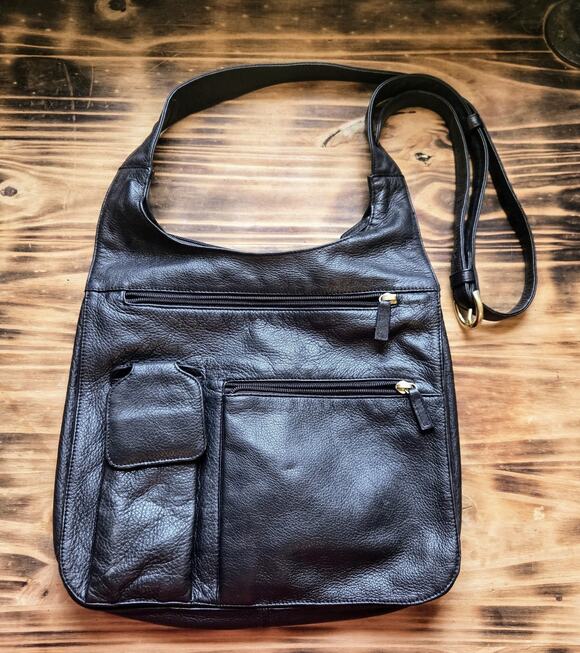 J.P. OURSE & CIE Handbags - JP Ourse & Cie Bolivia Black Leather Cross Body Traveler Bag Unisex Handbag